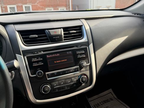 Used 2018 Nissan Altima 2.5 S w/ S Convenience Package image 8