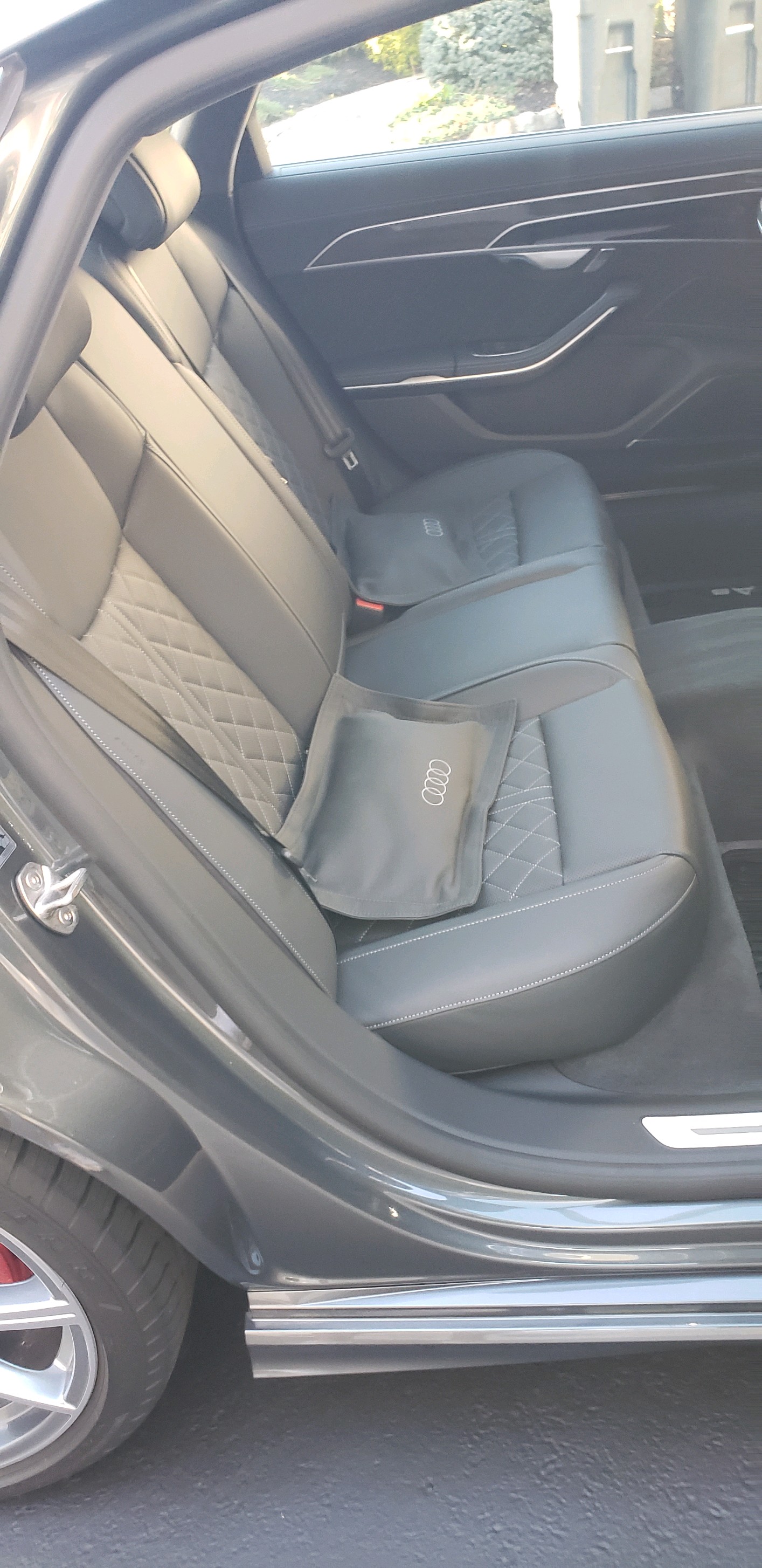 Used 2023 Audi S8 AWD/4WD image 10