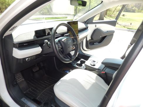 Used 2021 Ford Mustang Mach-E Premium AWD/4WD image 21