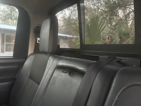 Used 2018 Nissan Titan PRO-4X w/ Pro-4x Utility Package image 10