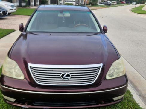 Used 2004 Lexus LS 430 RWD image 1