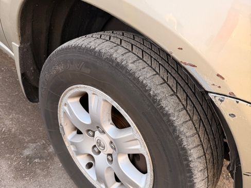 Used 2001 Toyota Highlander 4WD V6 image 9