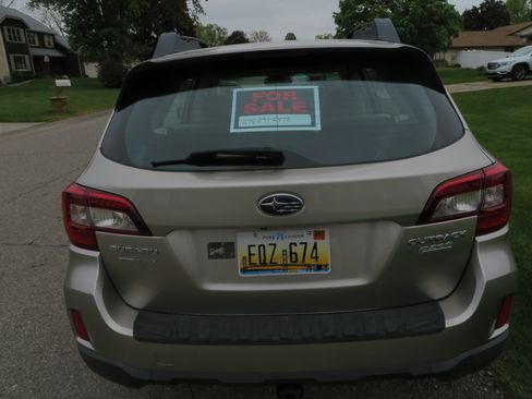Used 2015 Subaru Outback 2.5i AWD/4WD image 8