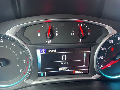 Used 2018 Chevrolet Traverse LT AWD/4WD image 17