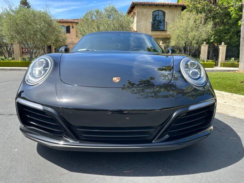 Used 2019 Porsche 911 Carrera S RWD image 12