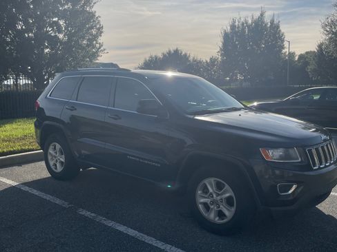 Used 2014 Jeep Grand Cherokee Laredo w/ Quick Order Package 23E image 4