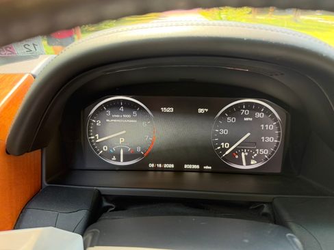 Used 2010 Land Rover Range Rover Supercharged AWD/4WD image 20