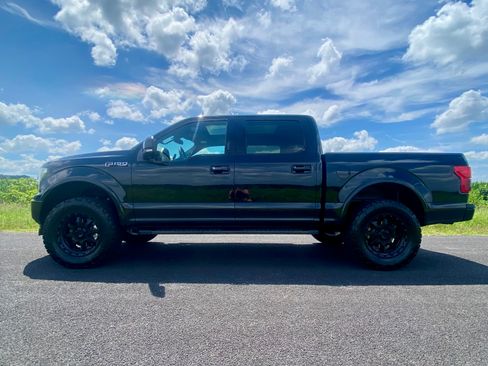 Used 2019 Ford F150 Lariat w/ Equipment Group 502A Luxury AWD/4WD image 6