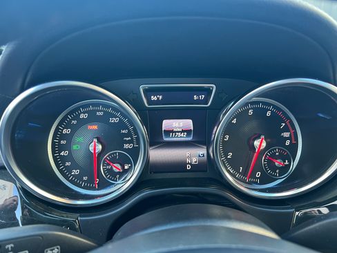 Used 2018 Mercedes-Benz GLS 450 4MATIC image 10