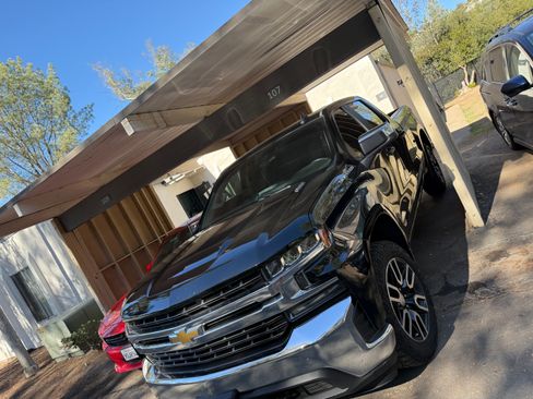Used 2020 Chevrolet Silverado 1500 LT w/ All-Star Edition image 13