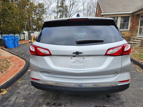 Used 2018 Chevrolet Equinox LT image 6