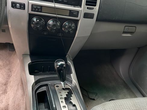 Used 2005 Toyota 4Runner Sport image 9