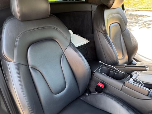 Used 2010 Audi R8 V10 AWD/4WD image 20