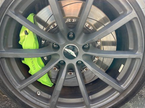 Used 2019 Aston Martin DB11 AMR image 6