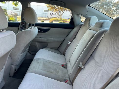 Used 2013 Nissan Altima 2.5 S image 10