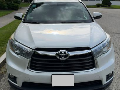 Used 2015 Toyota Highlander XLE
