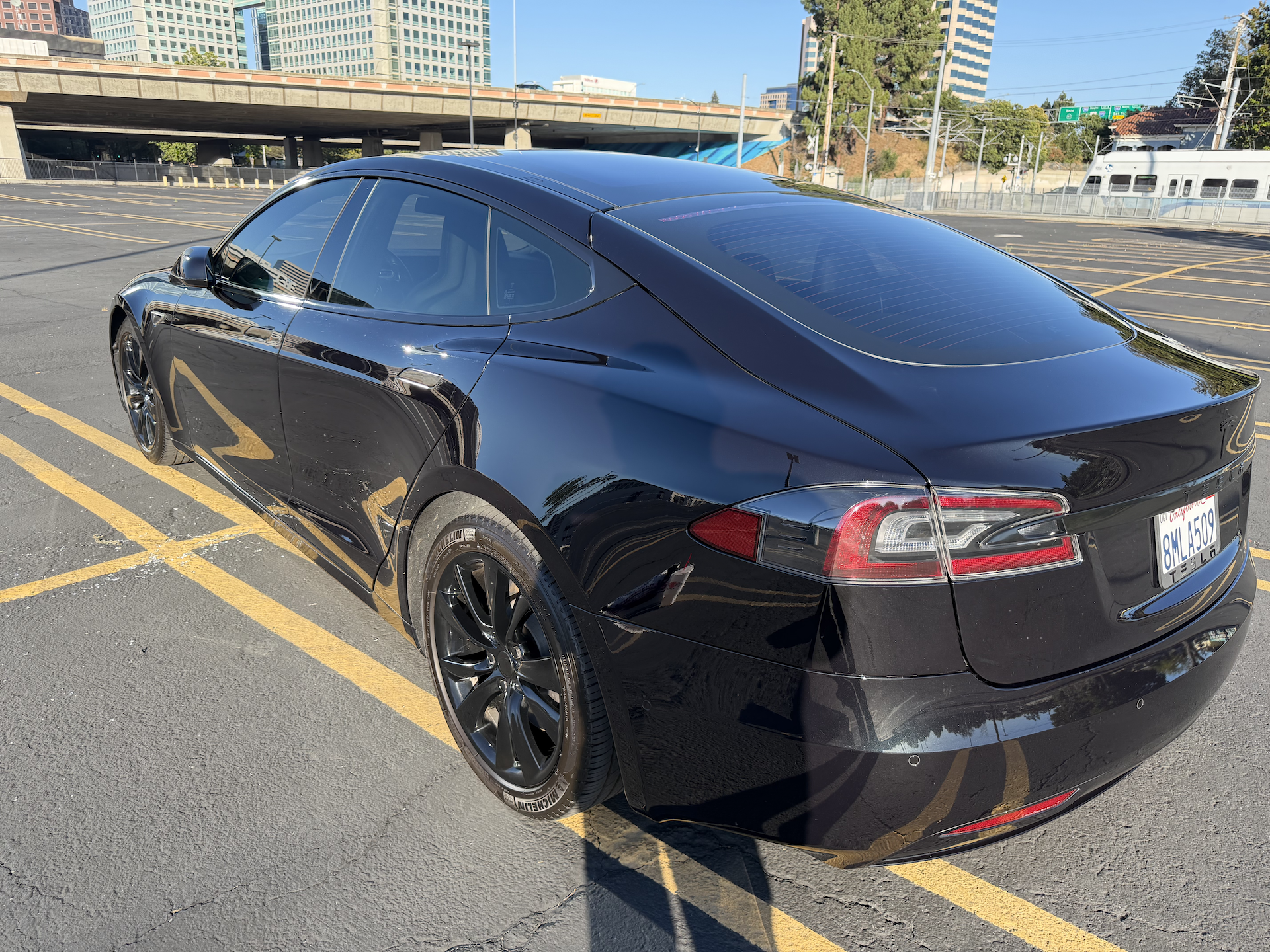 Used 2016 Tesla Model S 90D AWD/4WD image 4