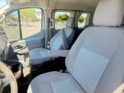 Used 2019 Ford Transit 350 XLT RWD image 12
