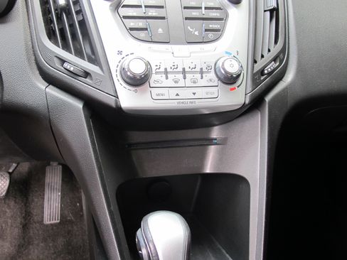 Used 2011 Chevrolet Equinox LT w/ Driver Convenience Package image 15