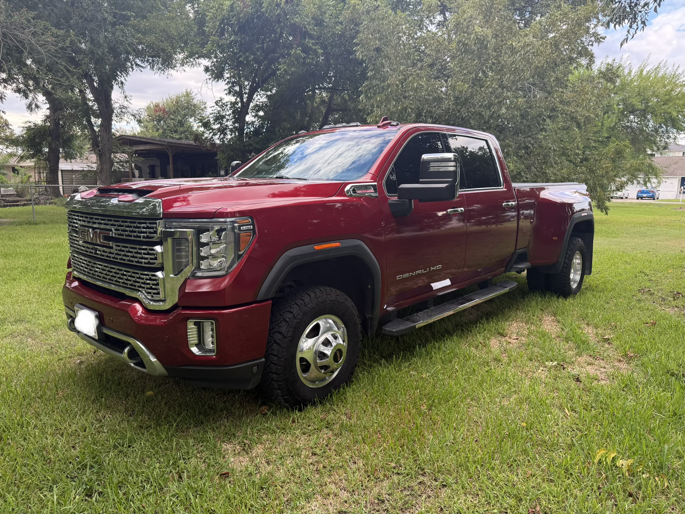 Used 2020 GMC Sierra 3500 Denali w/ Denali Ultimate Package AWD/4WD image 2