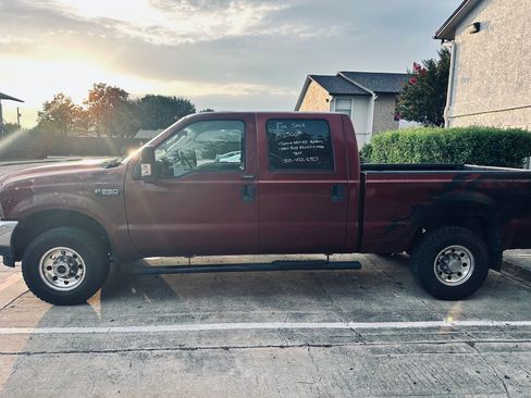 Used 2004 Ford F250 XLT AWD/4WD image 5