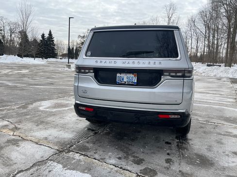Used 2023 Jeep Grand Wagoneer Series II image 20