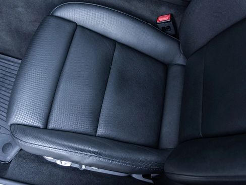 Used 2014 Porsche Panamera S RWD image 17