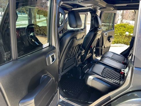 Used 2021 Jeep Wrangler Unlimited Rubicon image 13