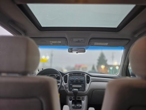 Used 2003 Toyota Highlander 2WD image 11