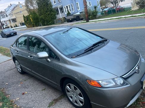 Used 2006 Honda Civic LX image 2