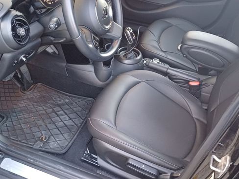 Used 2022 MINI Cooper 4-Door Hardtop image 14