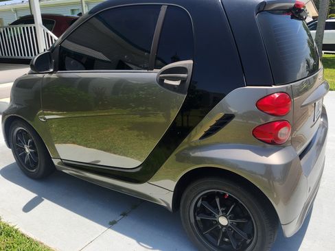 Used 2013 smart fortwo passion image 4