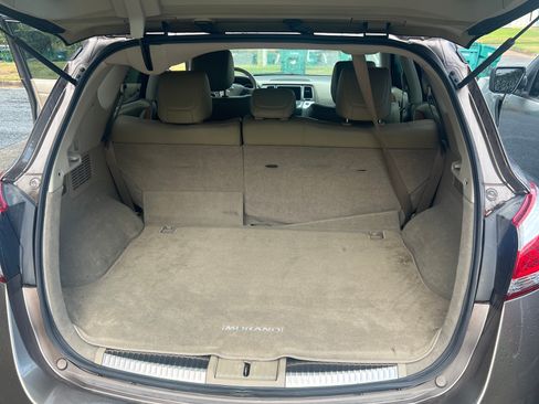 Used 2011 Nissan Murano LE w/ Navigation Pkg FWD image 9