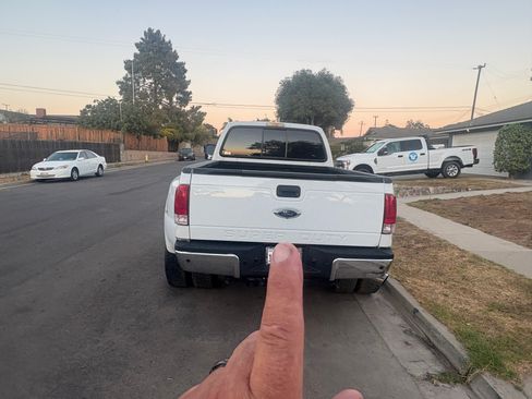 Used 2005 Ford F350 XLT image 6