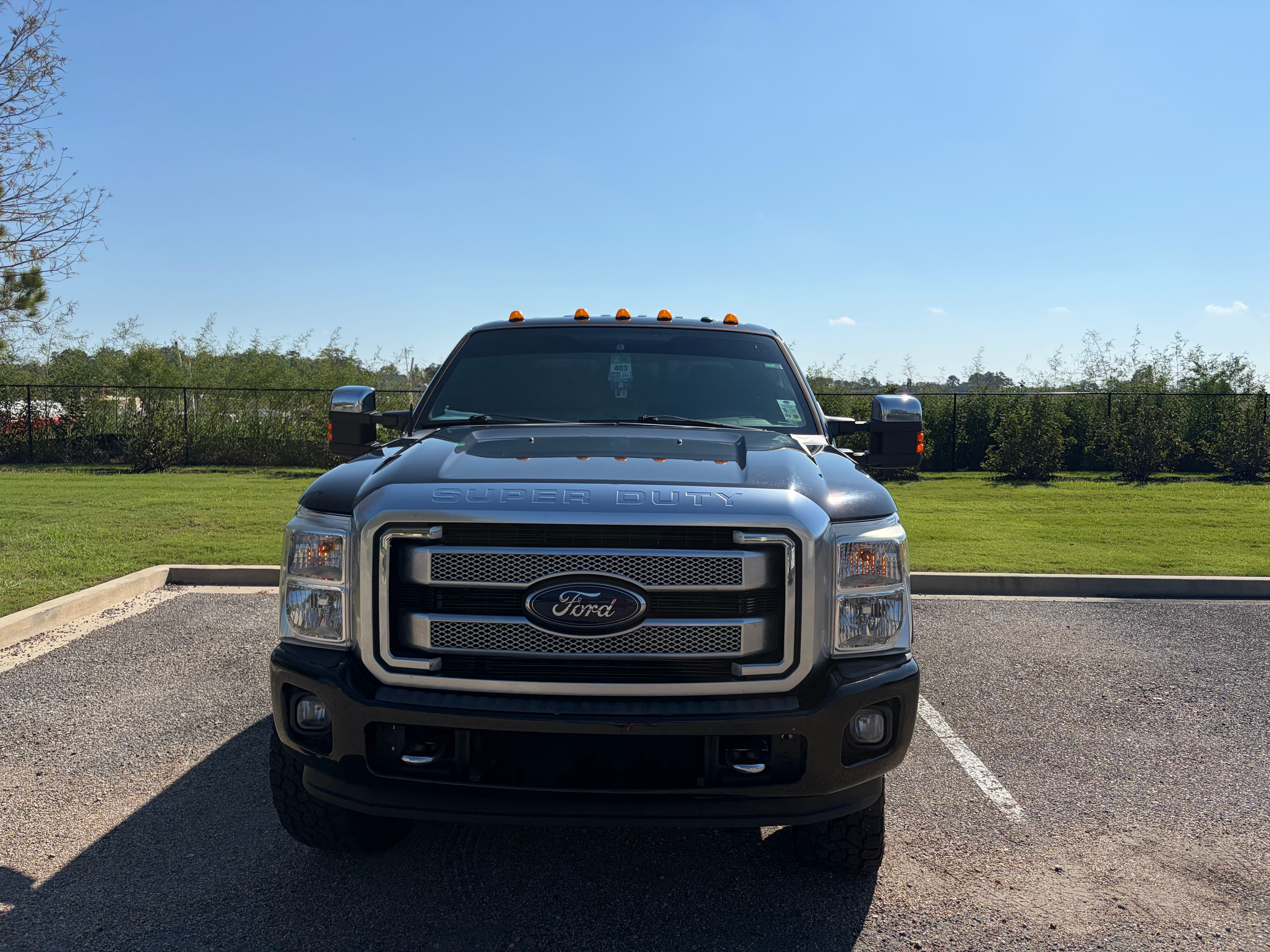 Used 2013 Ford F250 Platinum w/ FX4 Off Road Pkg AWD/4WD image 2