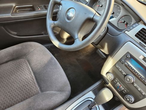 Used 2008 Chevrolet Impala LT image 29