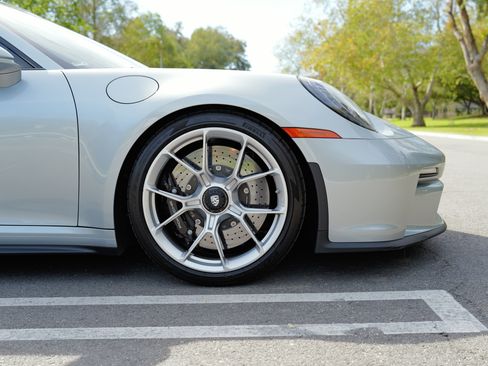 Used 2022 Porsche 911 GT3 image 11