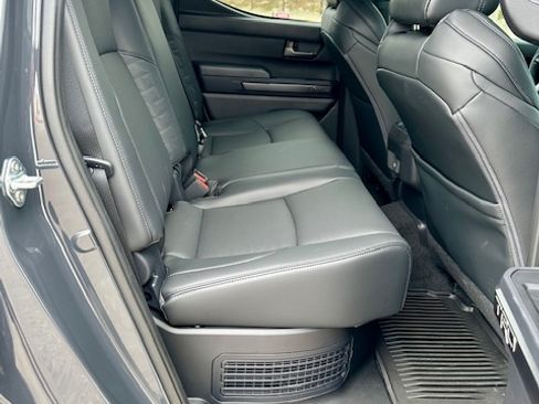 Used 2025 Toyota Tacoma TRD Off-Road w/ TRD Off Road Premium Package image 12