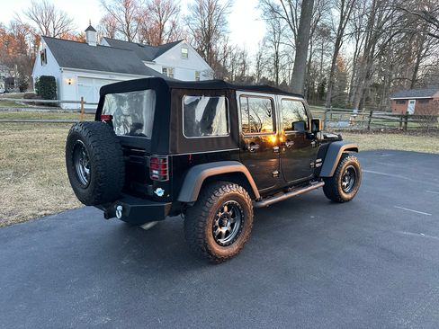 Used 2017 Jeep Wrangler Unlimited Sport w/ Quick Order Package 23S image 5