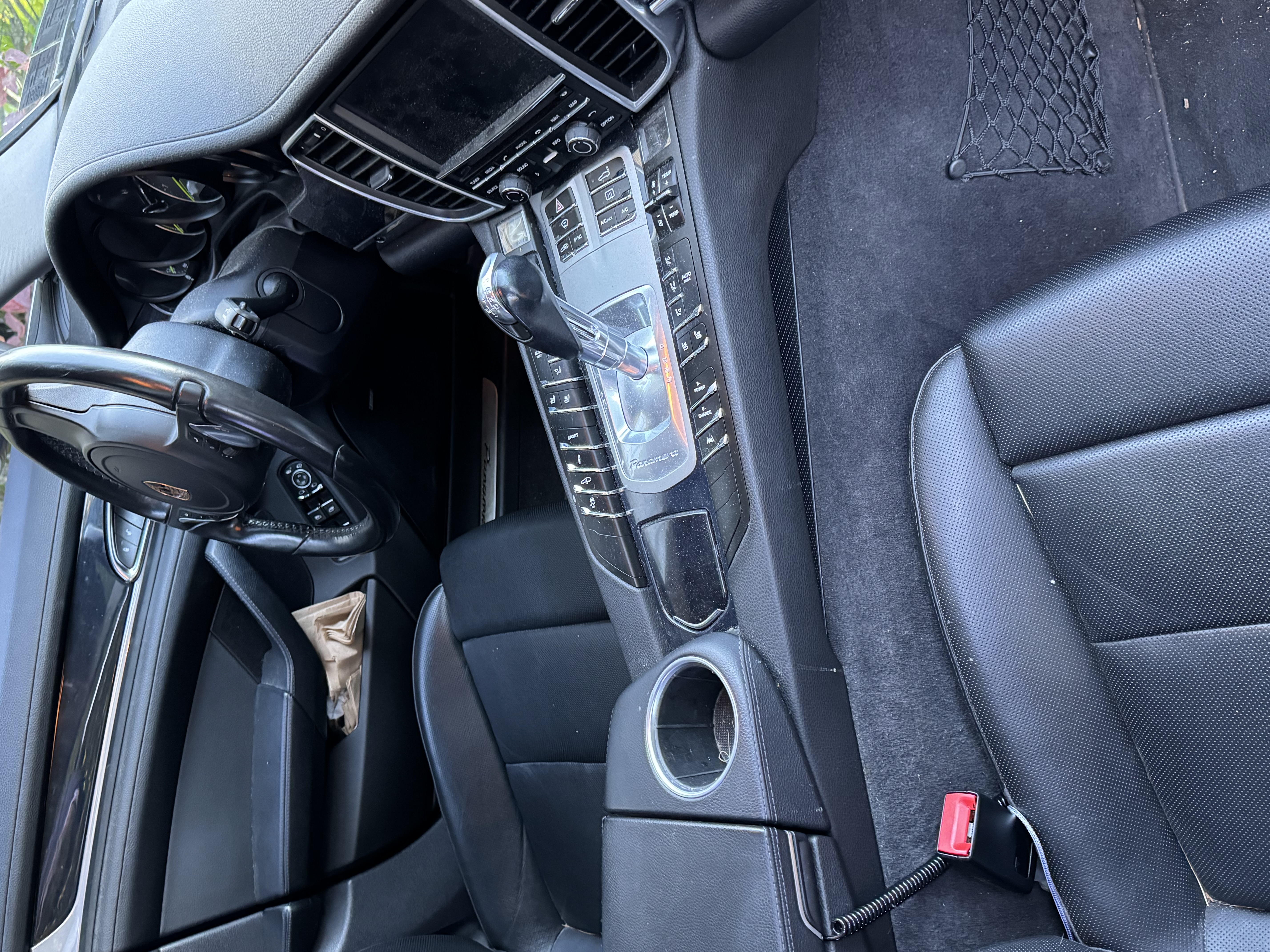 Used 2016 Porsche Panamera S RWD image 18