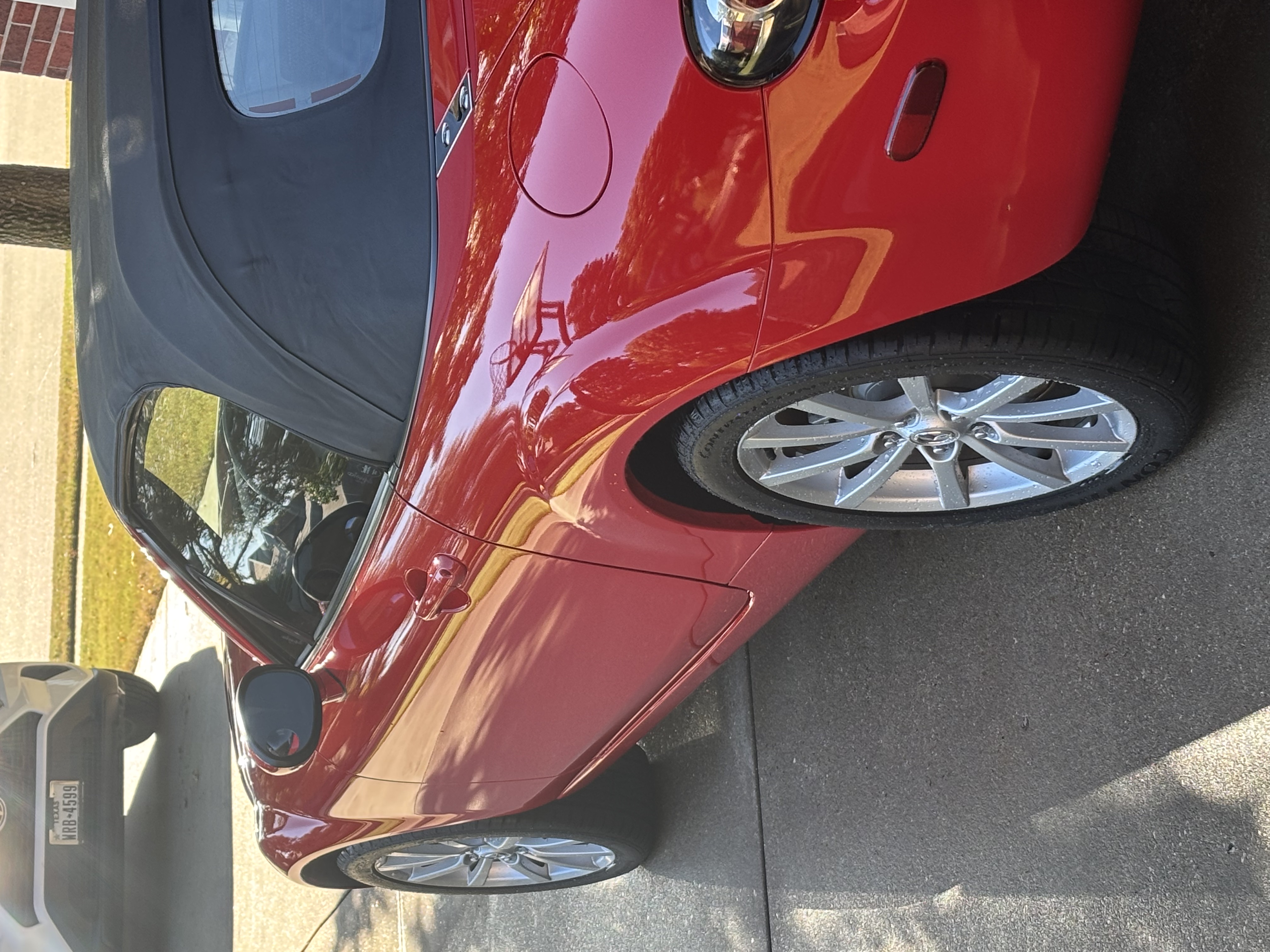Used 2006 MAZDA MX-5 Miata Sport RWD image 17