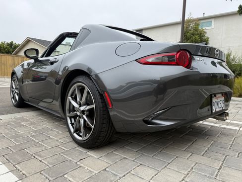 Used 2022 MAZDA MX-5 Miata RF Grand Touring w/ Weather Package image 9