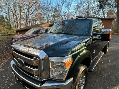 Used 2013 Ford F350 XLT w/ XLT Premium Pkg AWD/4WD image 4