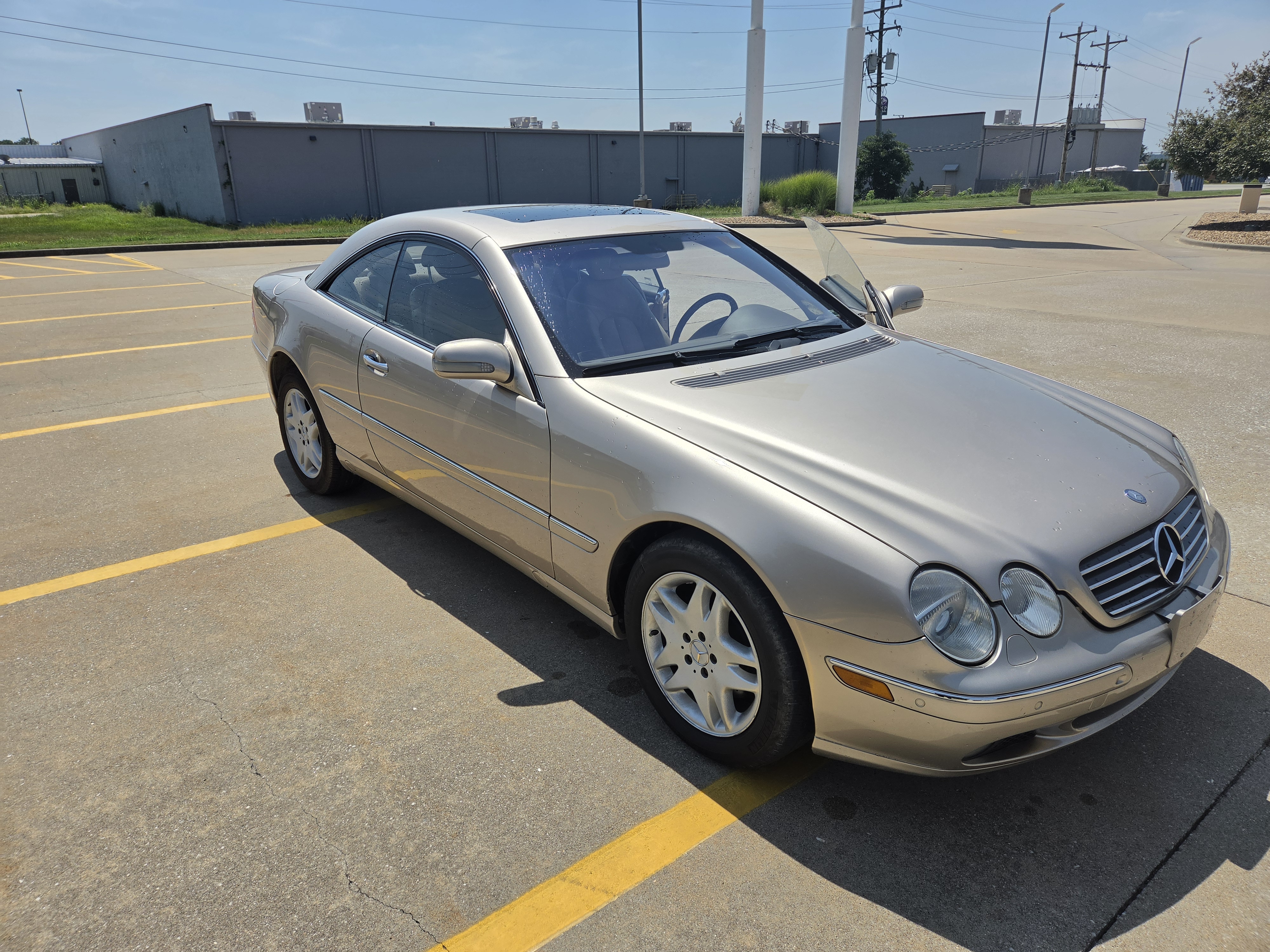 Used 2002 Mercedes-Benz CL 500 image 2