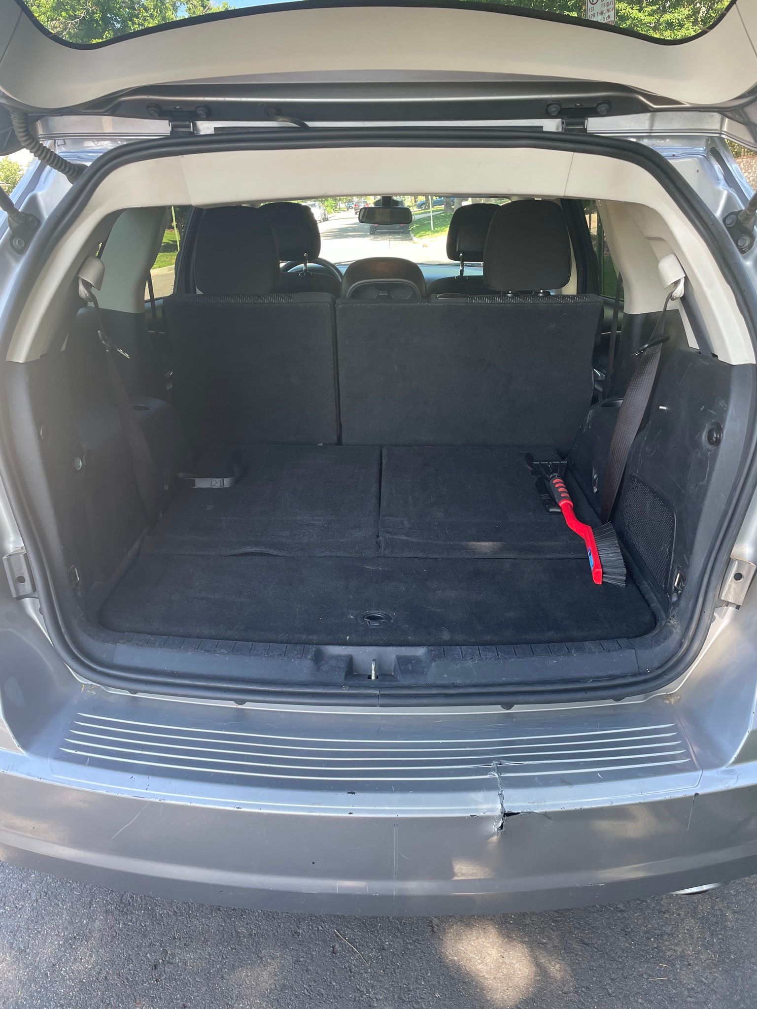 Used 2019 Dodge Journey SE FWD image 14