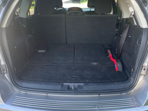 Used 2019 Dodge Journey SE FWD image 14