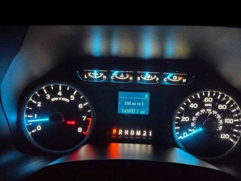 Used 2019 Ford F150 XLT image 14
