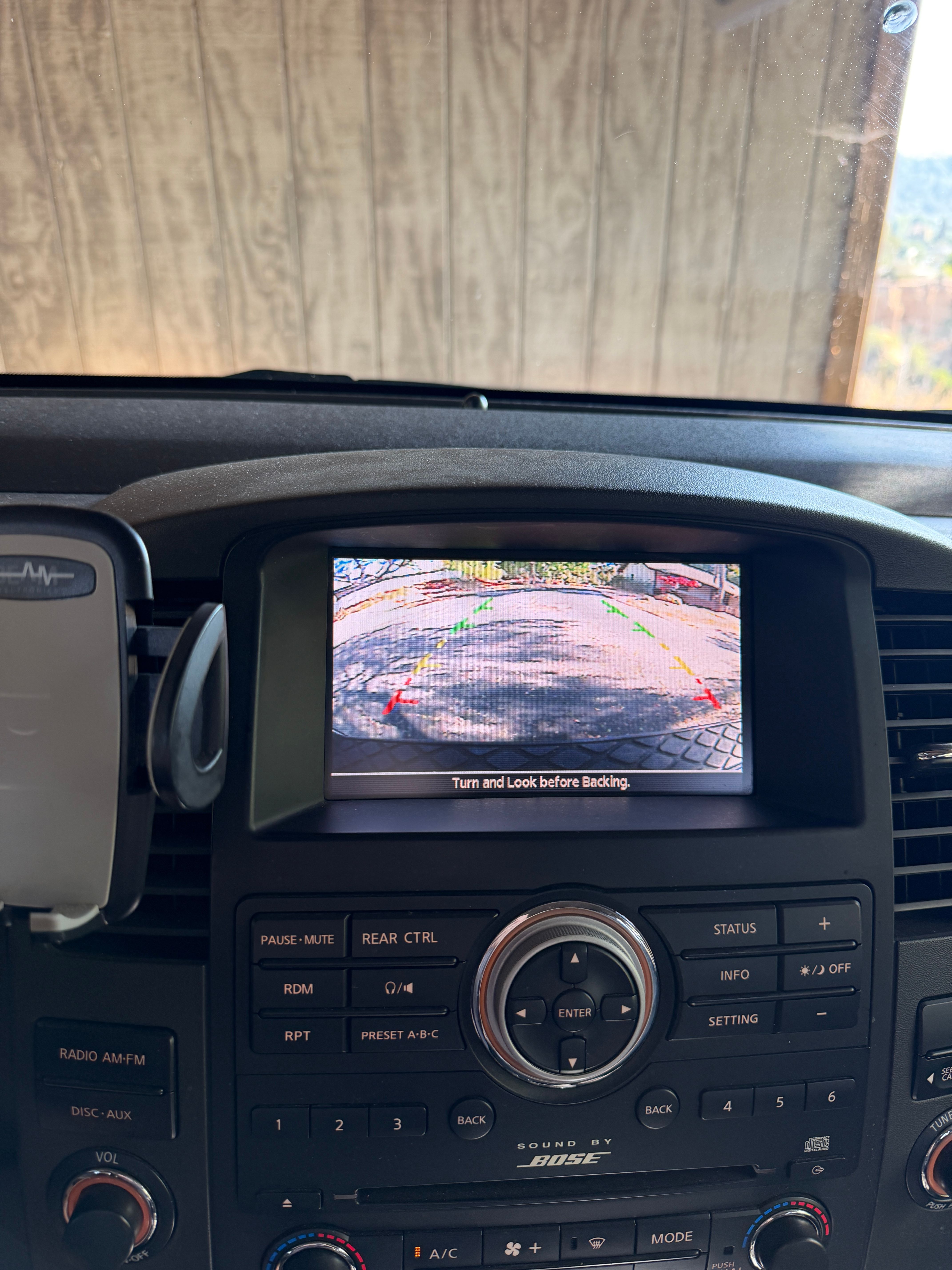 Used 2012 Nissan Pathfinder Silver RWD image 32
