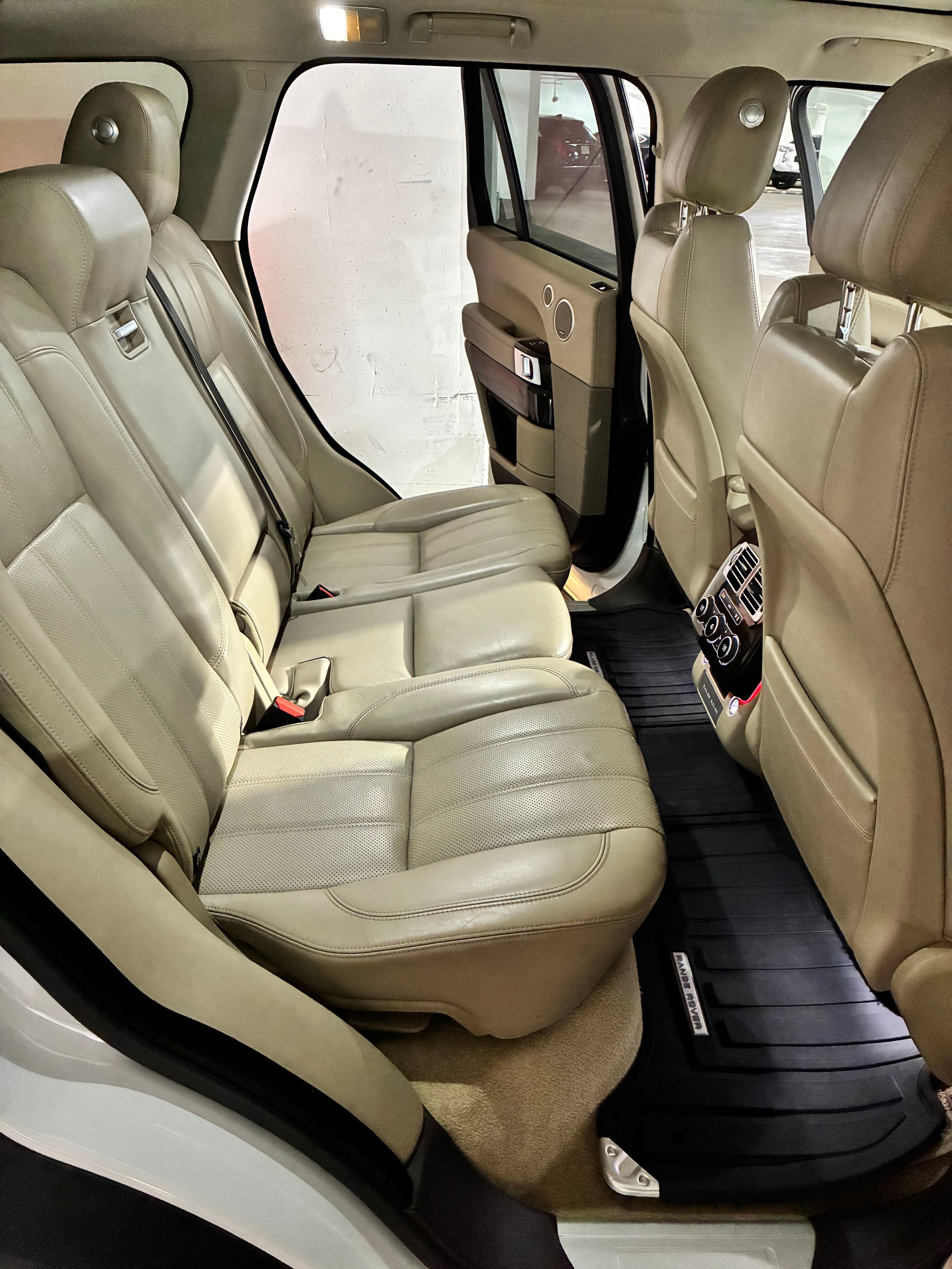 Used 2017 Land Rover Range Rover HSE AWD/4WD image 14
