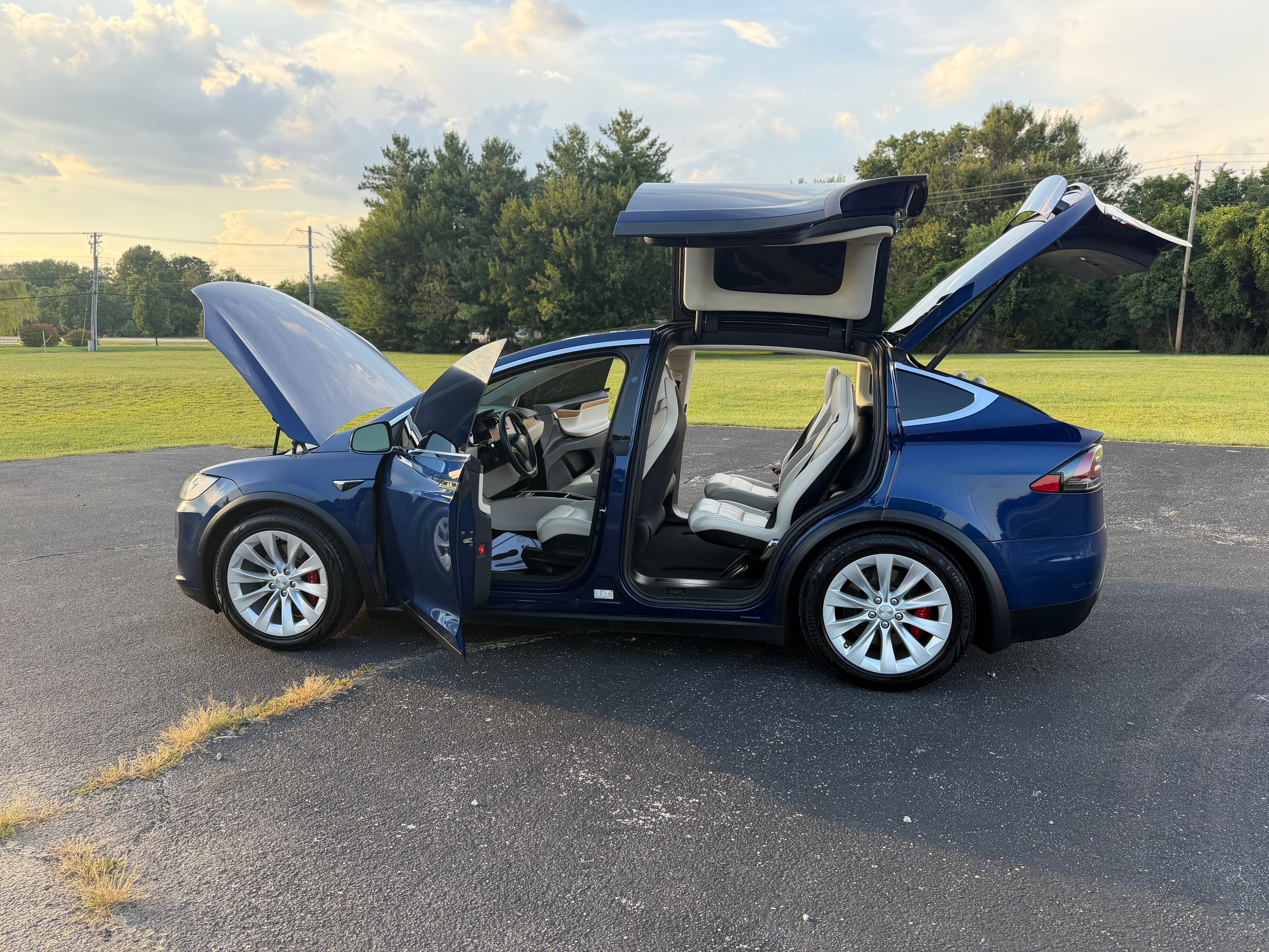 Used 2019 Tesla Model X P100D AWD/4WD image 11